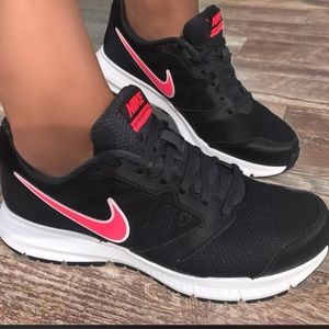 Nike- coral down shifter 6 shoes